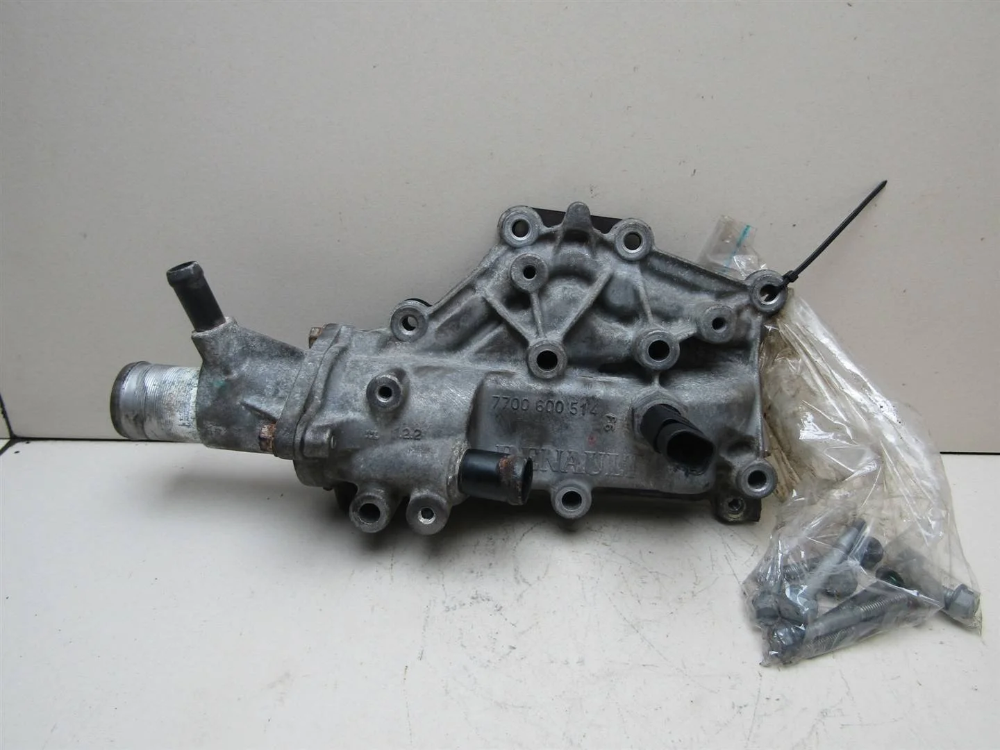 Корпус термостата Renault Megane II 2002-2009  [7700600514]  1.4 1.6 1.8 16V в Вологде