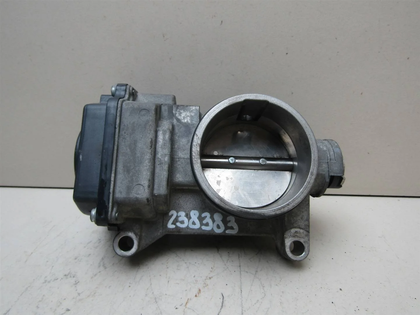 Заслонка дроссельная Renault Megane II 2002-2009  [8200063652]  1.4 1.6 1.8 2.0 в Вологде