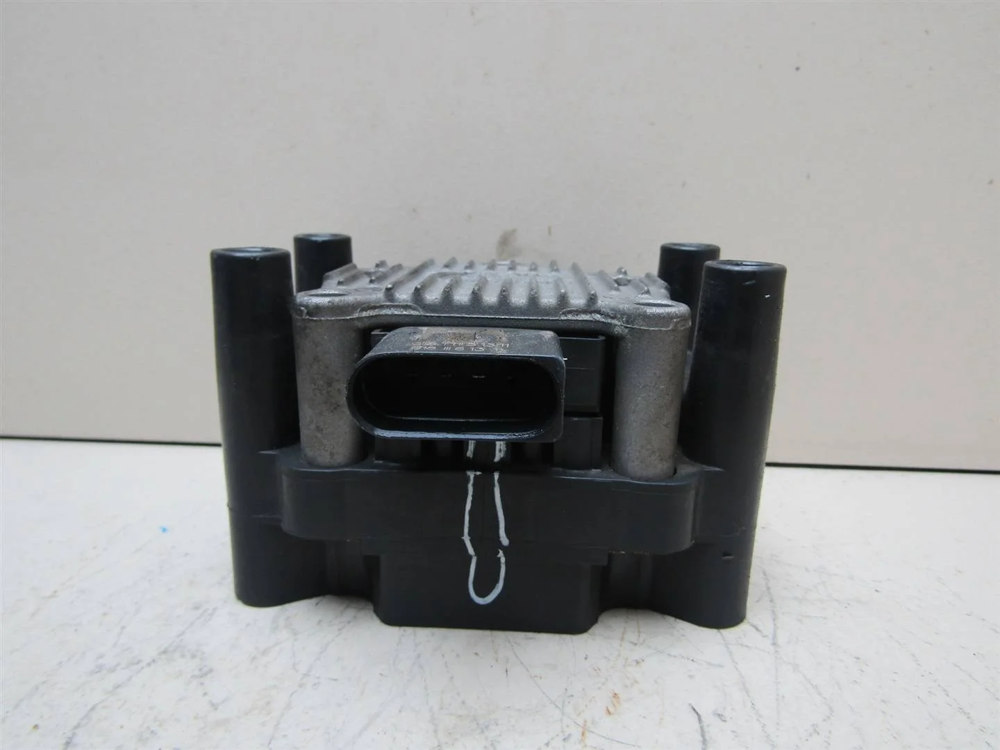 Катушка зажигания VW Golf IV \Bora 1997-2005  [032905106B]  в Вологде