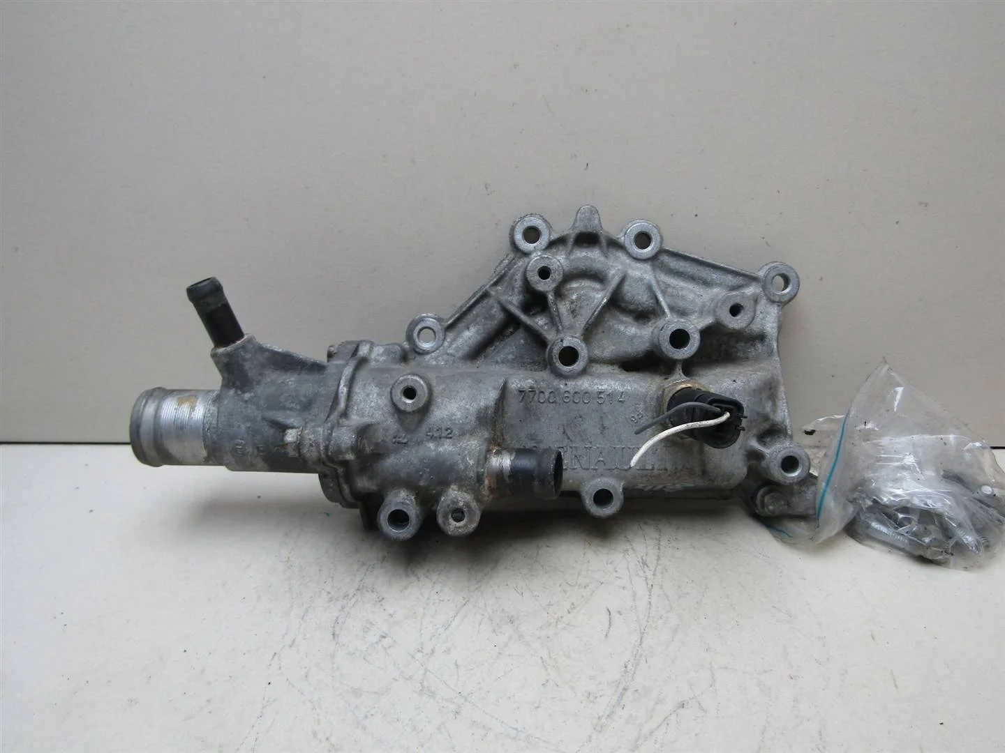 Корпус термостата Renault Megane II 2002-2009  [7700600514]  1.4 1.6 1.8 16V в Вологде
