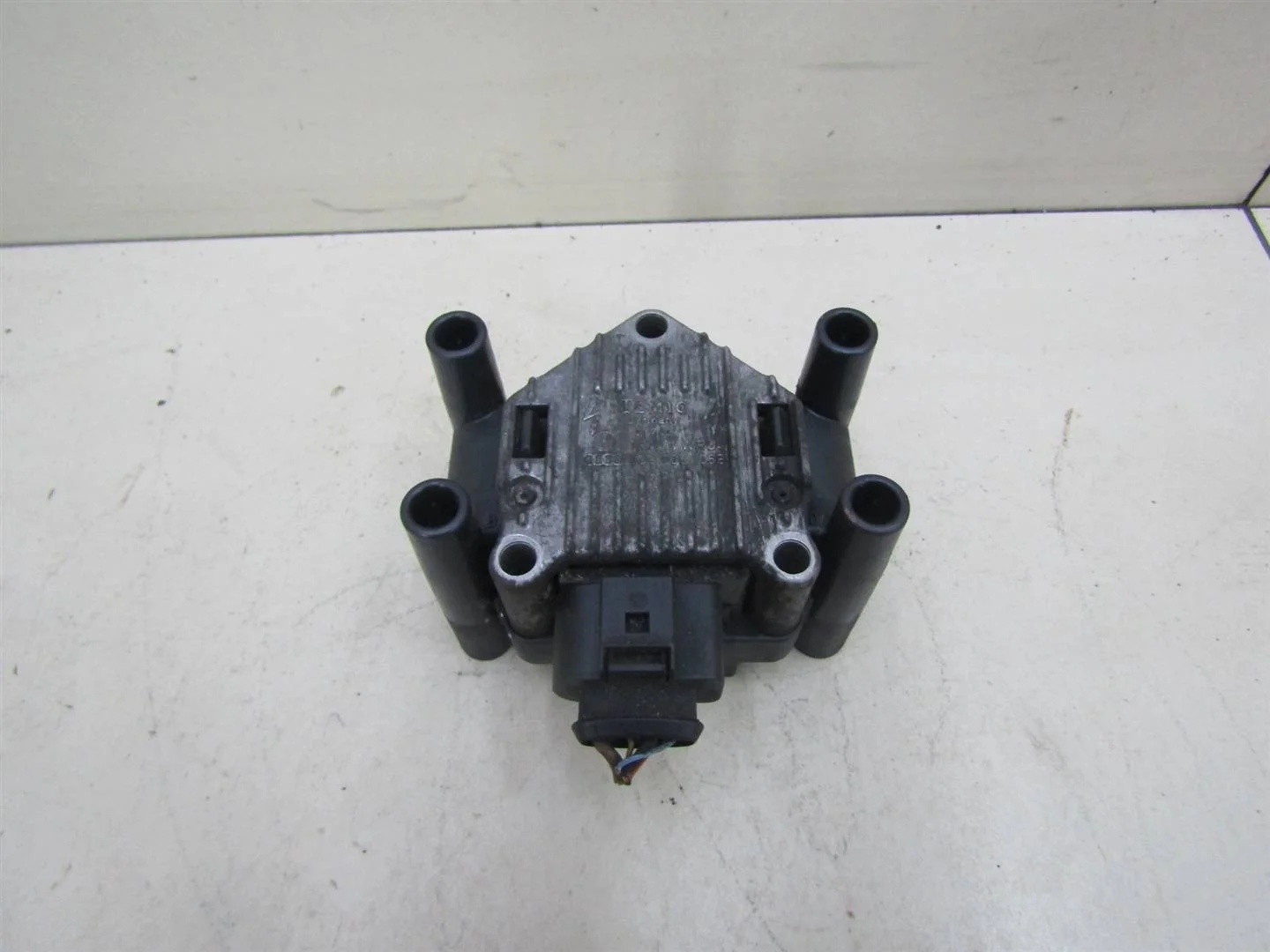 Катушка зажигания VW Golf IV \Bora 1997-2005  [032905106B]  в Вологде