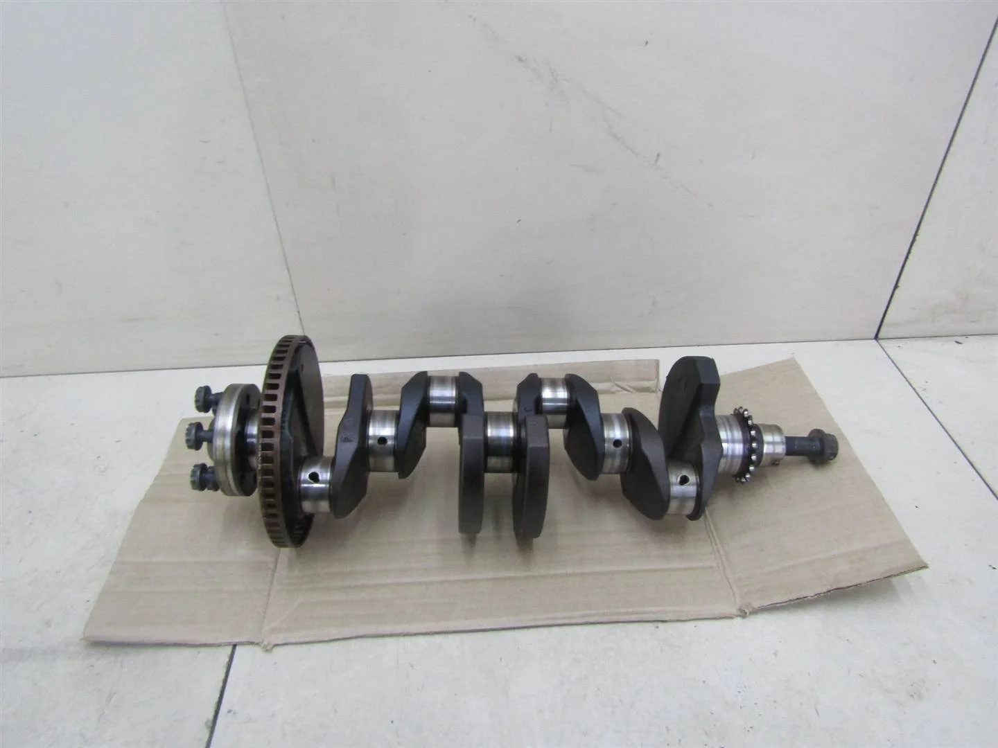 Коленвал Skoda Octavia (A5 1Z-) 2004-2013  [06A105021D]  1.6  в Вологде