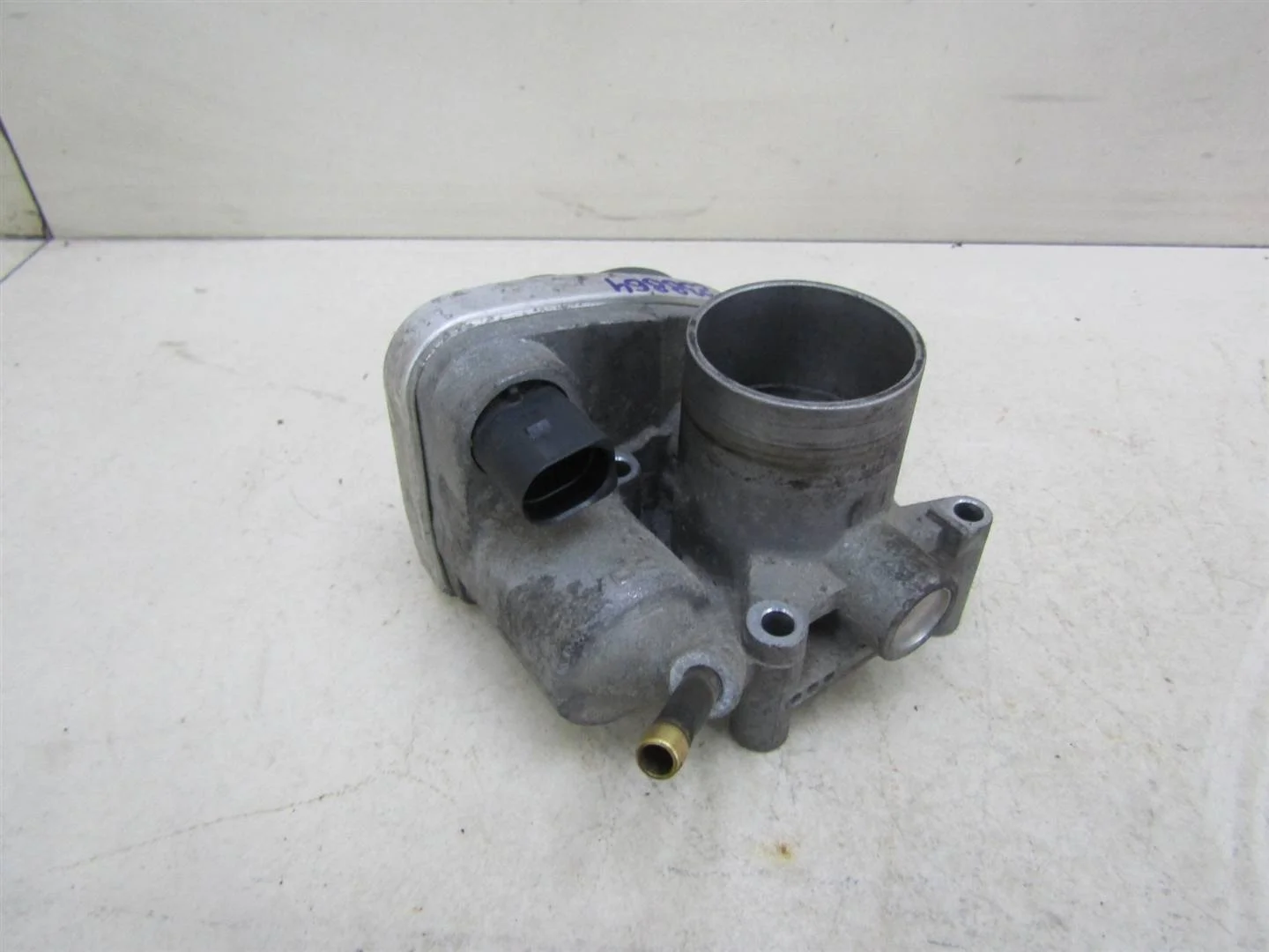 Заслонка дроссельная Skoda Octavia (A4 1U-) 2000-2011  [036133062L]  1.4  в Вологде