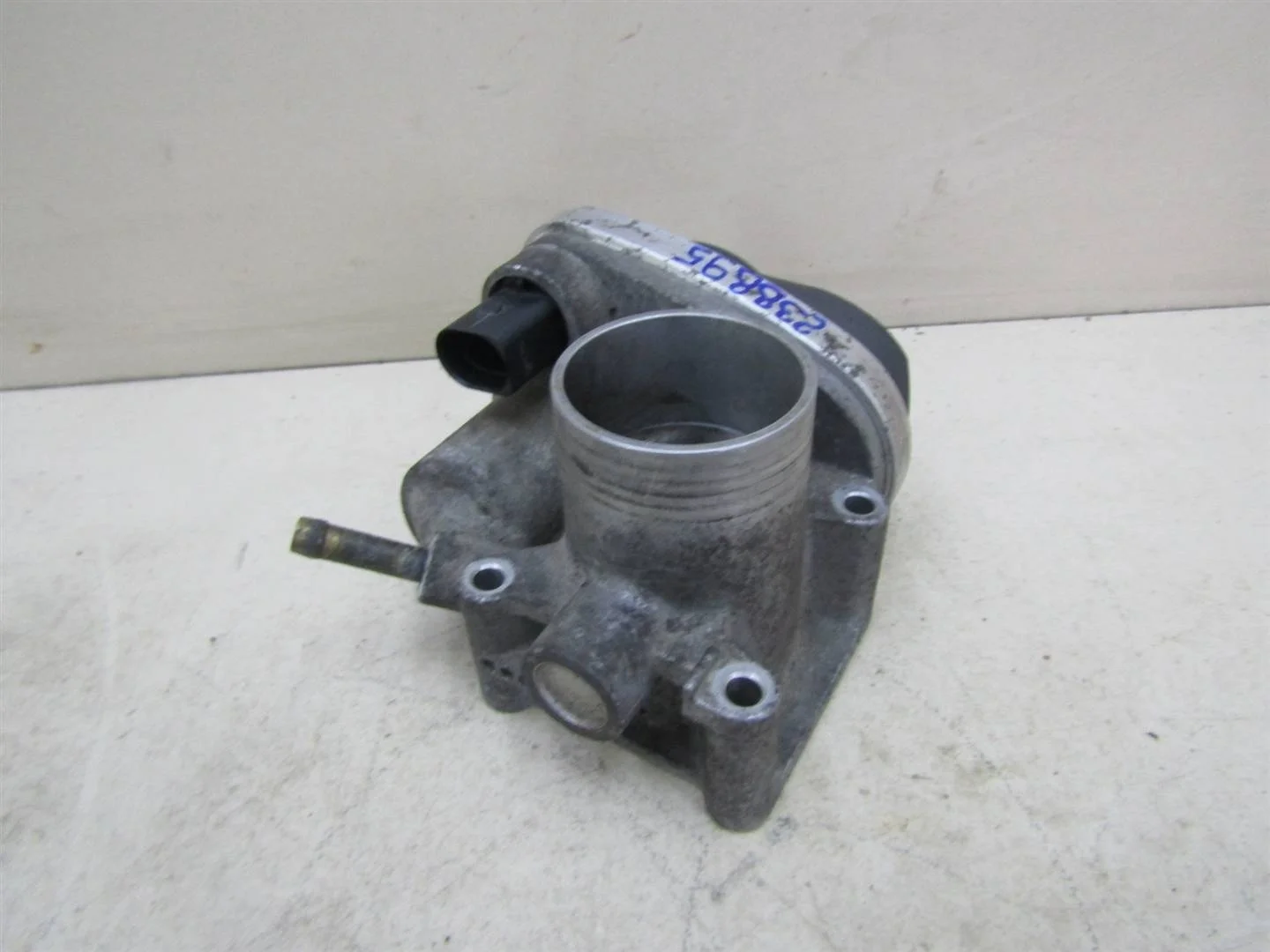 Заслонка дроссельная Skoda Octavia (A4 1U-) 2000-2011  [036133062L]  1.4 BCA в Вологде