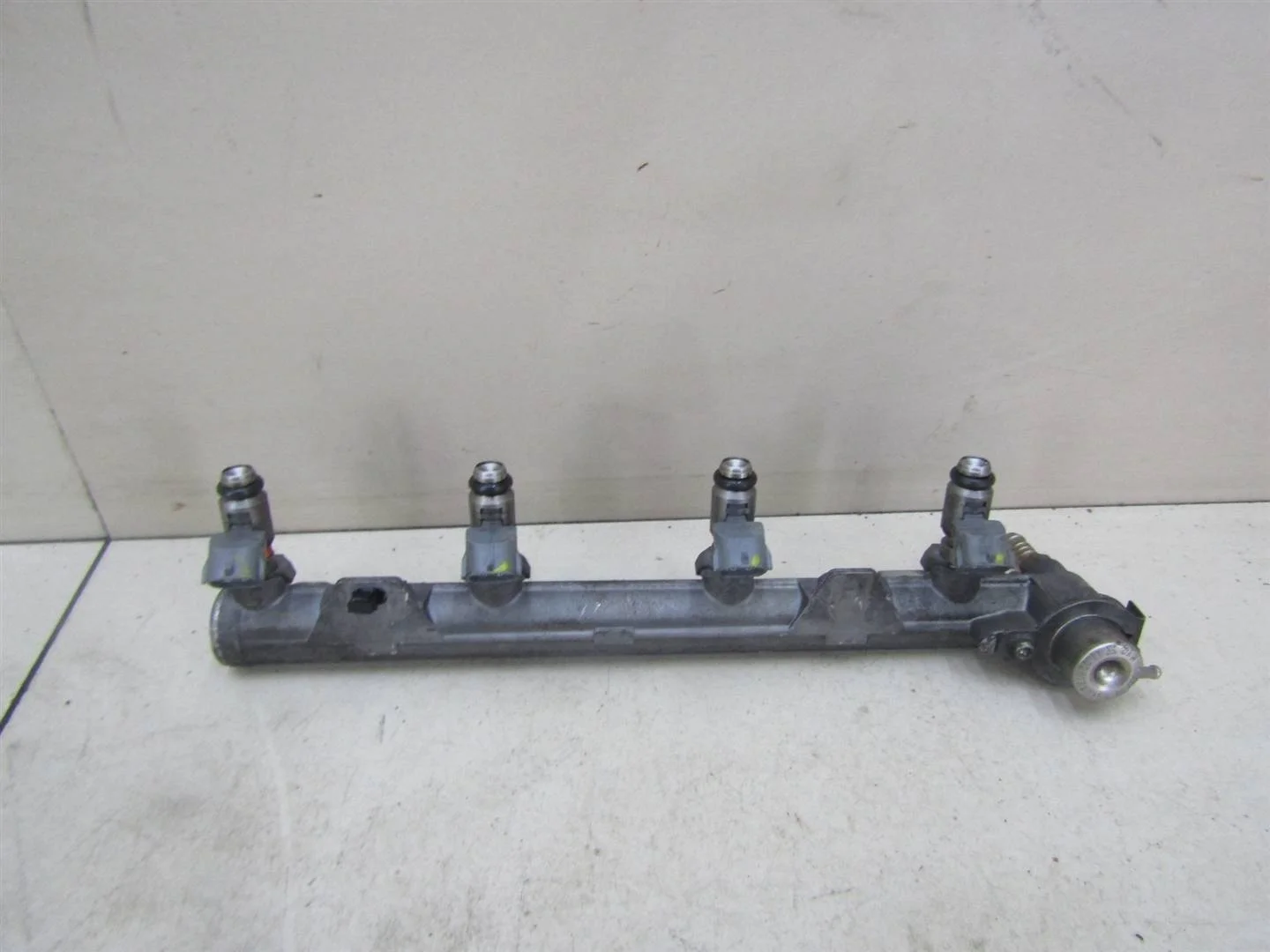 Рейка топливная (рампа) Skoda Octavia (A4 1U-) 2000-2011  [036906031G]  1.4 BCA в Вологде