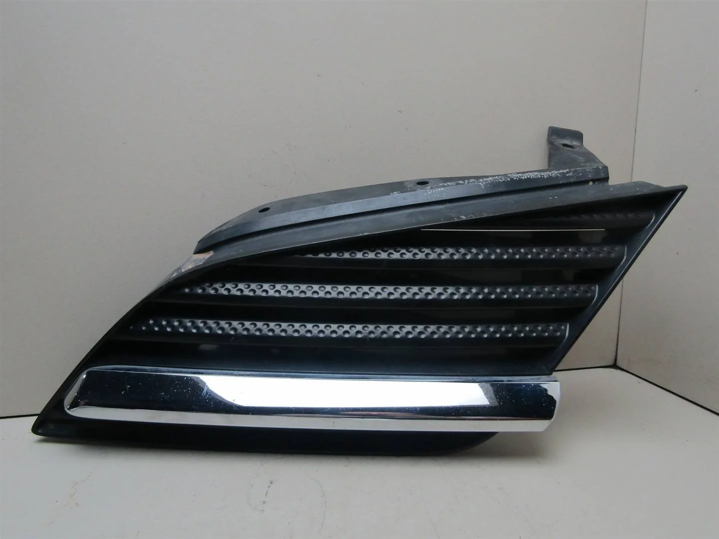 Решетка радиатора Nissan Primera P12E 2002-2007  [62330AU300]  в Вологде