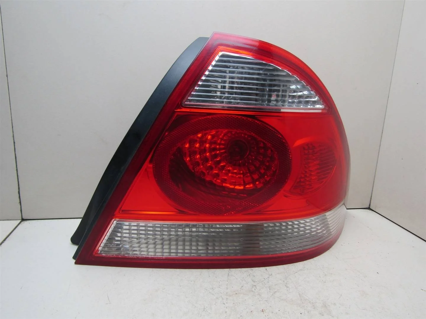 Фонарь задний правый Nissan Almera Classic (B10) 2006-2013  [2655095F0B]  1.6 16v QG16DE в Вологде