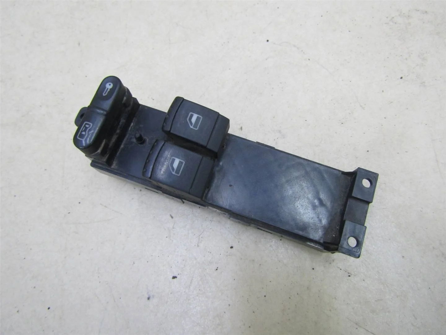 Блок управления стеклоподъемниками Skoda Octavia (A4 1U-) 2000-2011  [1J3959857A]  1,4 BCA в Вологде