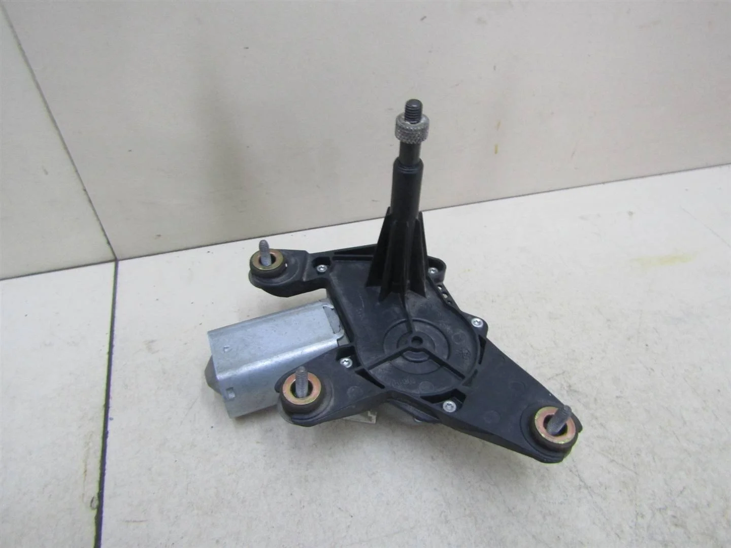 Моторчик стеклоочистителя задний Renault Megane II 2002-2009  [8200153458]  в Вологде