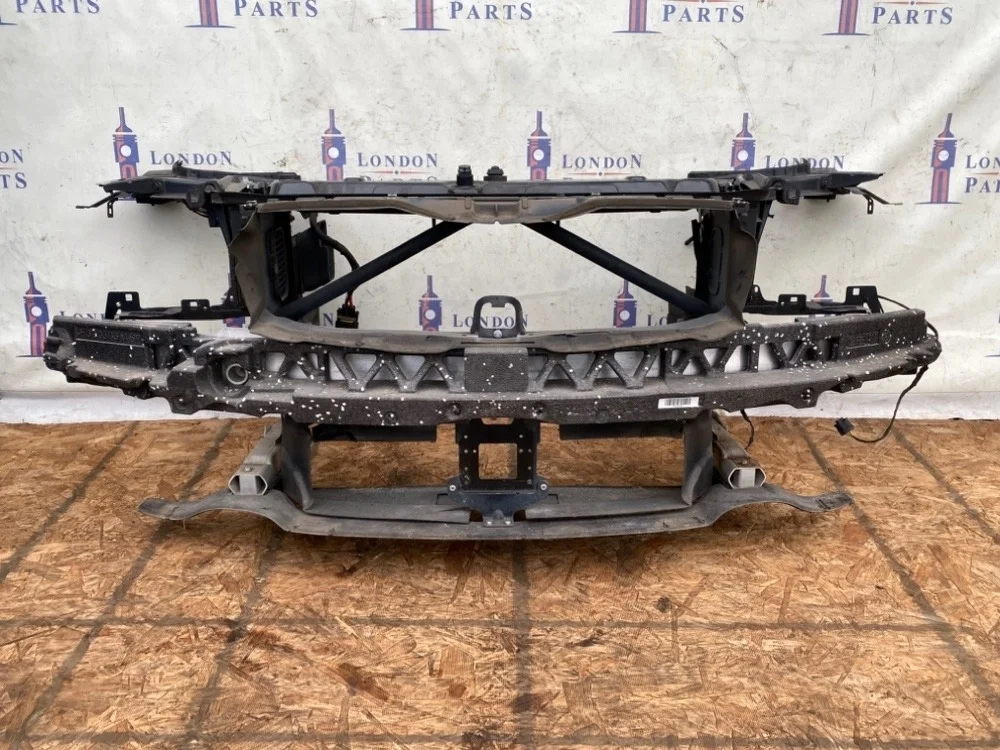 Передняя панель BMW F36