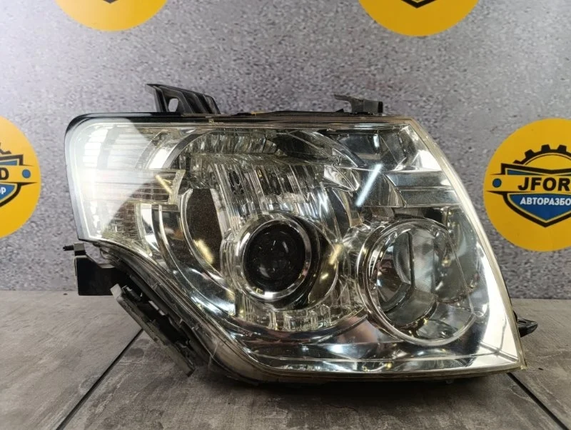 Фара Mitsubishi Pajero 4 2007 V98W