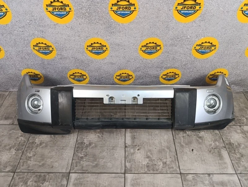 Бампер Mitsubishi Pajero 4 2007 V98W