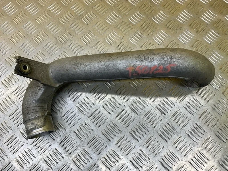 Патрубок интеркулера Nissan Pathfinder (R51M) 2004-2013 2010 Внедорожник