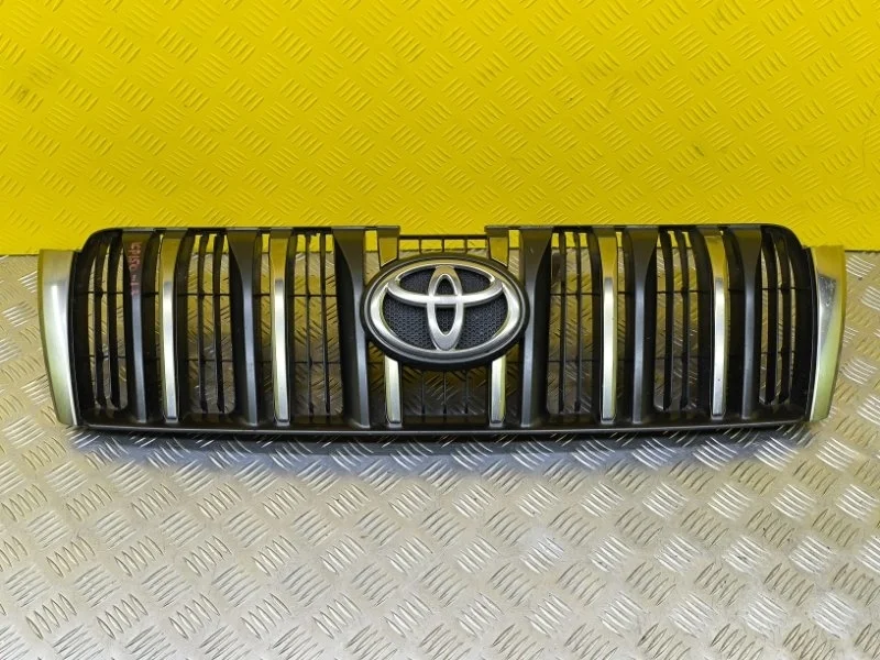 Решетка радиатора Toyota Land Cruiser Prado 150 (2009-2023) 2013 Внедорожник