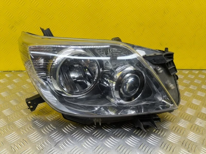Фара правая Toyota Land Cruiser Prado 150 (2009-2023) 2013 Внедорожник