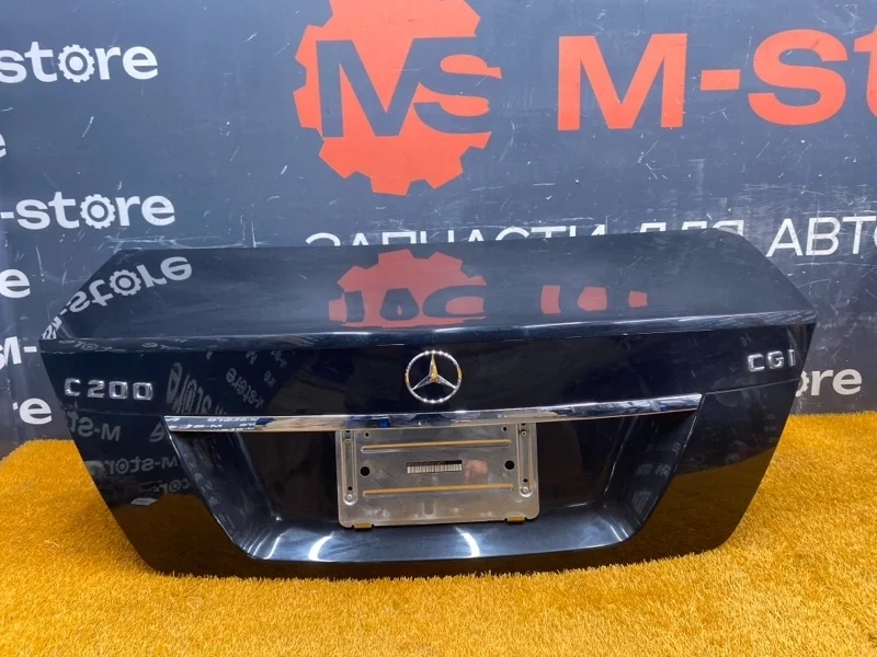 Крышка багажника Mercedes-Benz -Class 2010 W204
