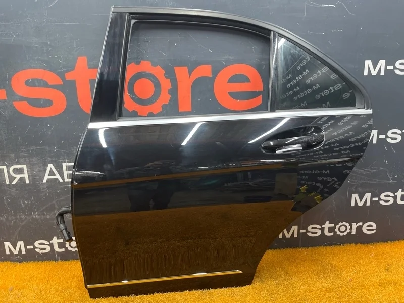 Дверь Mercedes-Benz -Class 2007 W204