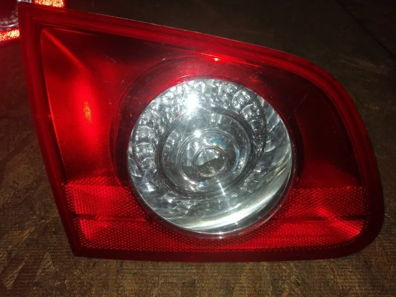 Фонарь Volkswagen Passat B6