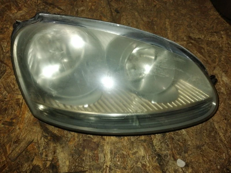 Фара Volkswagen golf 5 2003-2009 1K
