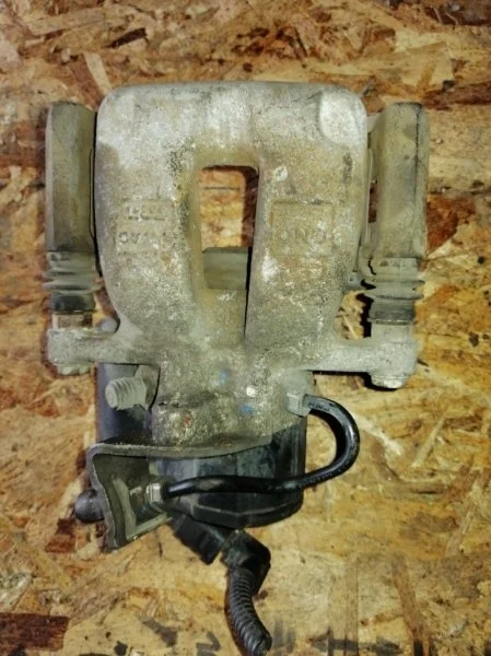 Суппорт Volkswagen Passat B6