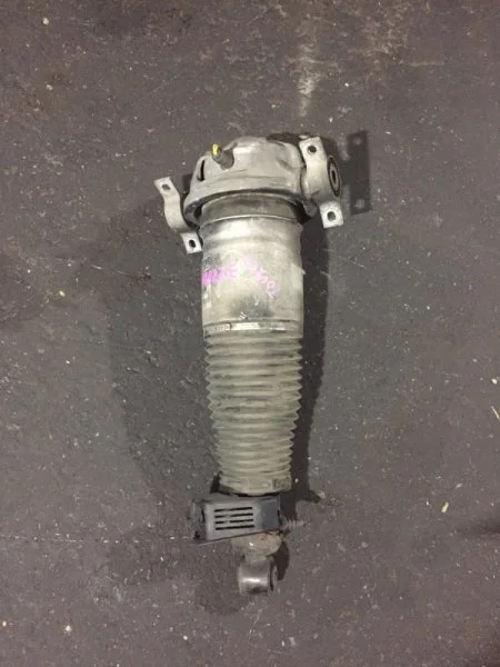 Стойка подвески Volkswagen Touareg 2002-2015