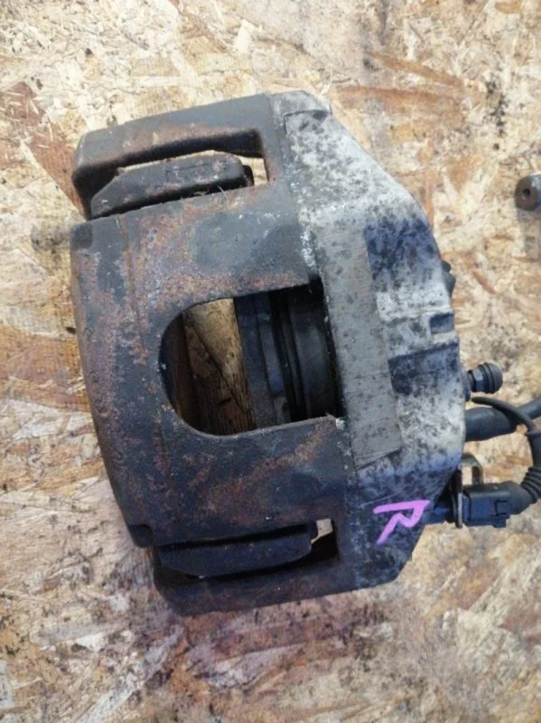 Суппорт Audi A4 2006 B7