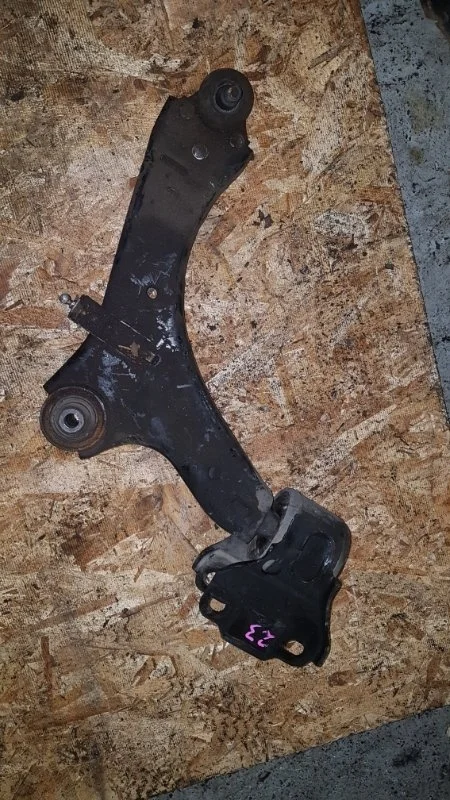 Рычаг подвески Volvo V70 2009 универсал