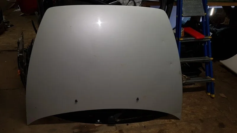 Капот Volvo S40 2008