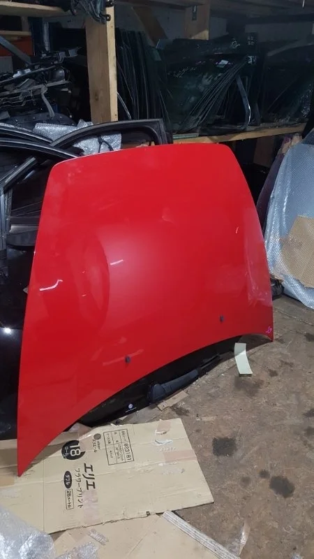 Капот Volvo s40 2008 СЕДАН