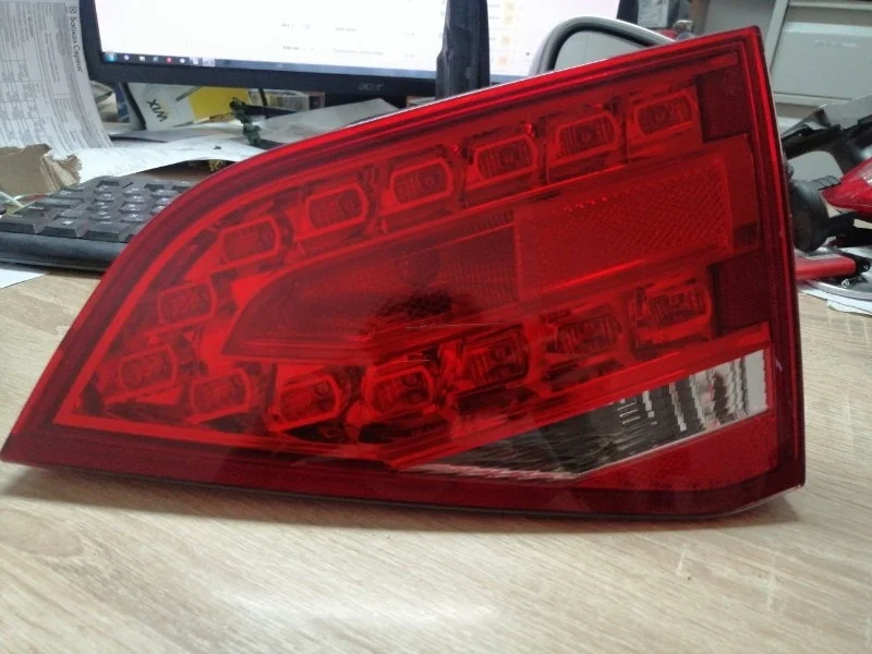 Фонарь Audi A4 2011 B8 СЕДАН