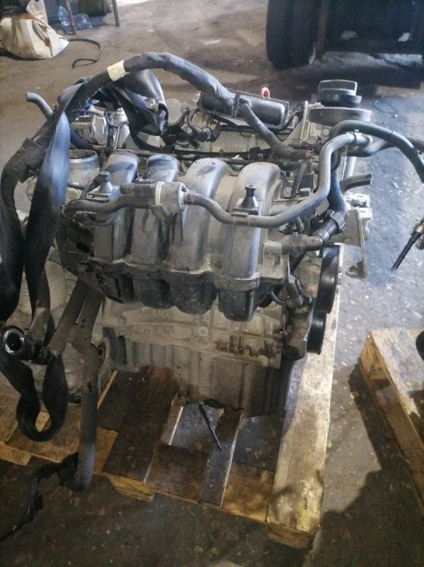 Двигатель blf Volkswagen Golf 5 2006 1K1