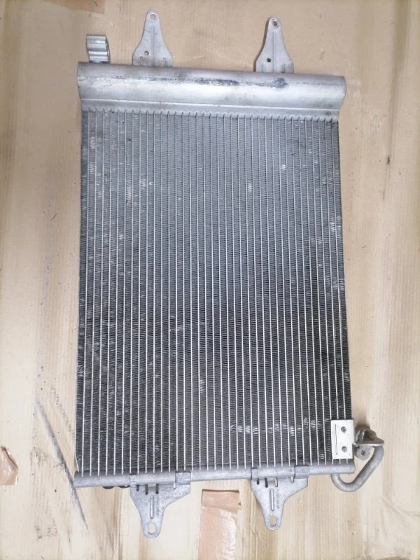 Радиатор кондиционера Volkswagen Polo 4 2007 9N