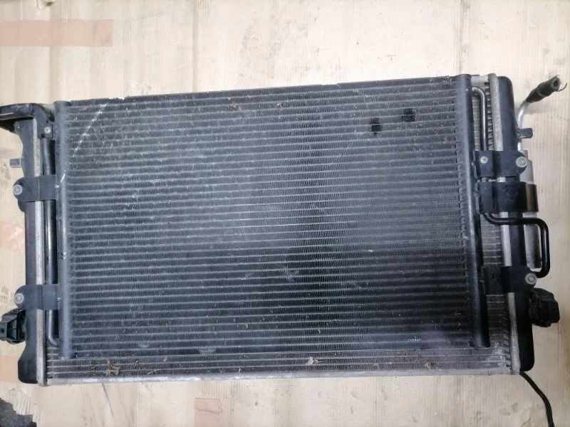 Комплект радиаторов с вентилятором Audi TT 2001 8N