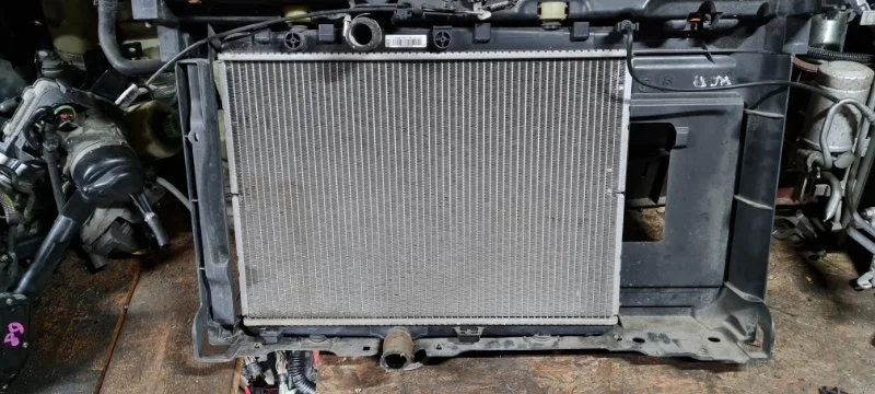 Радиатор охлаждения двигателя Peugeot Citroen