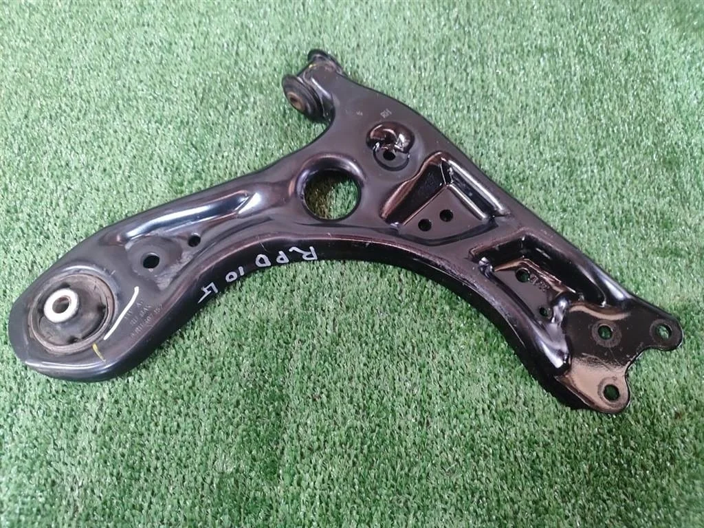 Б.у. рычаг SKODA RAPID SKODA RAPID