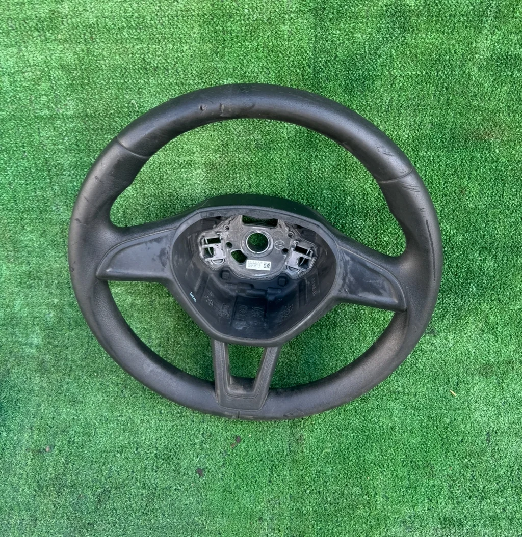 Б.у. руль SKODA RAPID SKODA RAPID