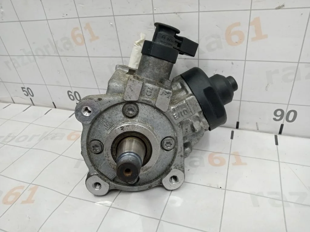 Насос топливный тнвд VOLKSWAGEN PASSAT B7 2.0 TDI