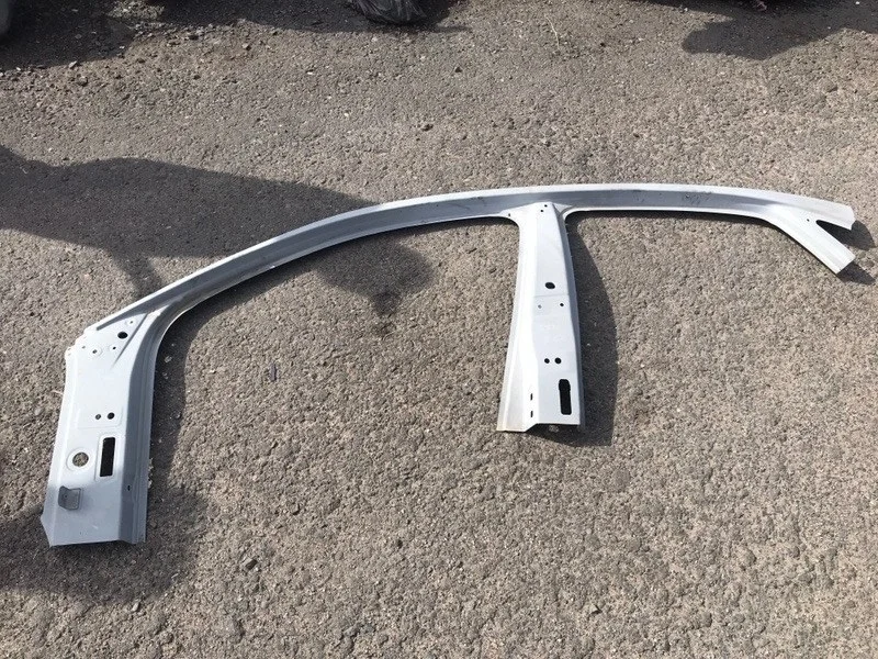Боковина кузова Volkswagen Polo 6RU810121A, левая