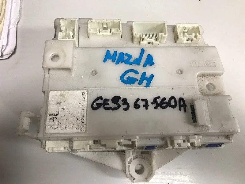 Блок комфорта Mazda 6 GES367560A GH