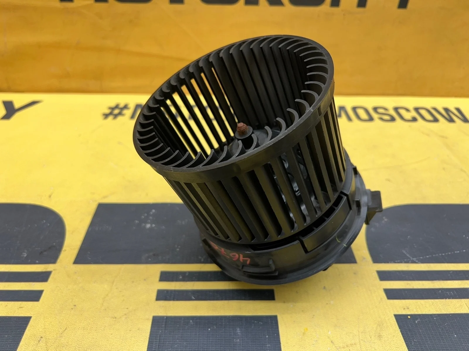 Моторчик отопителя Peugeot RCZ 2011