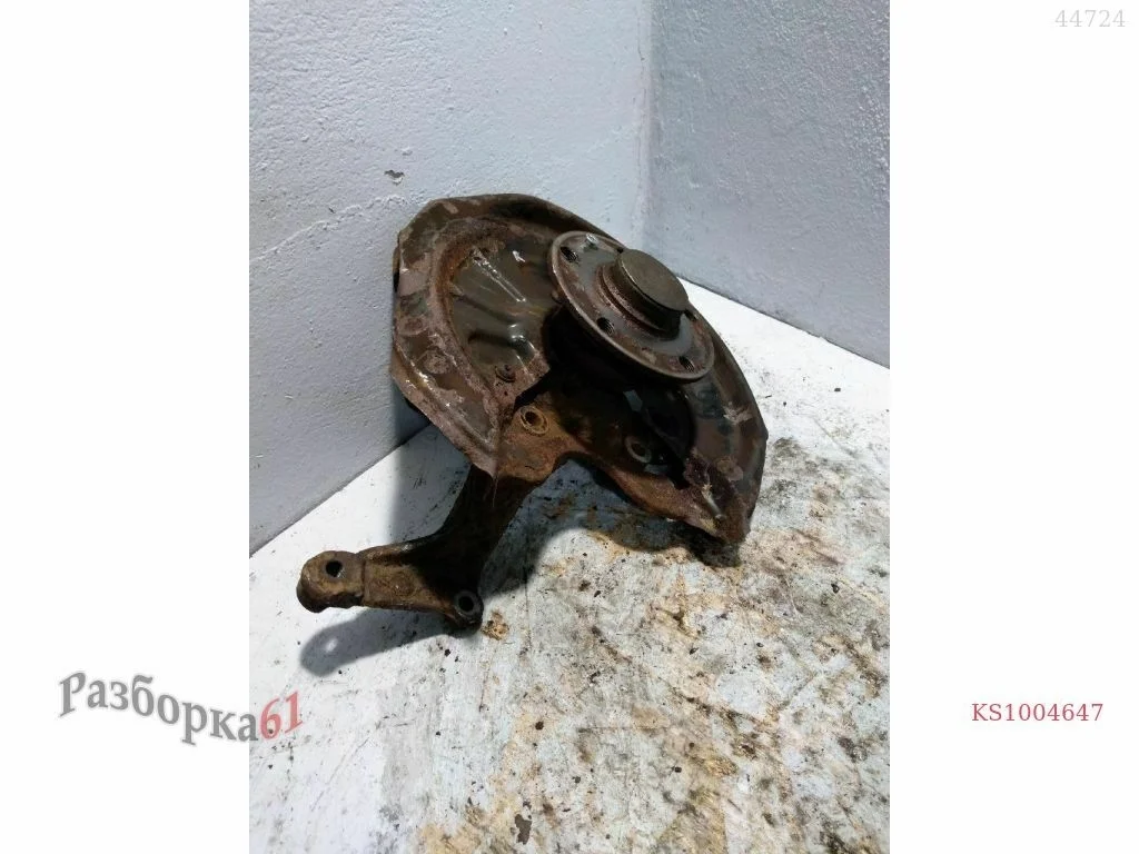 Кулак поворотный Задний правый с ступицей 1K0598611 (5. Задняя ось)