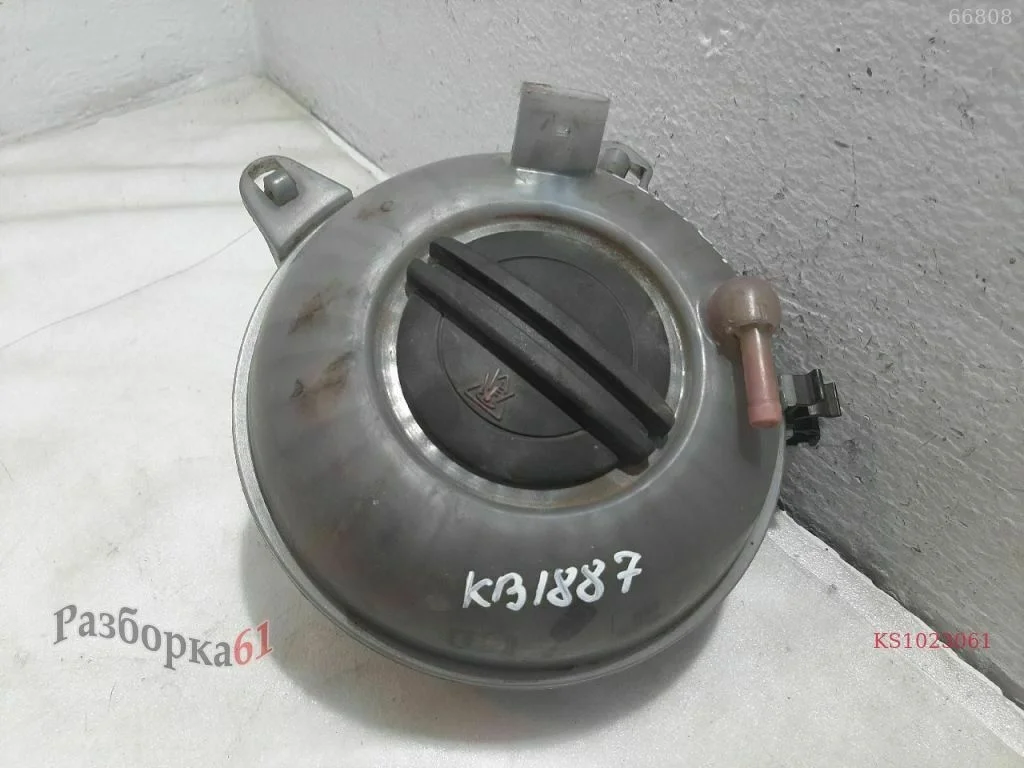 Бачок расширительный С крышкой 2Q0121321A (1. Двигатель)
