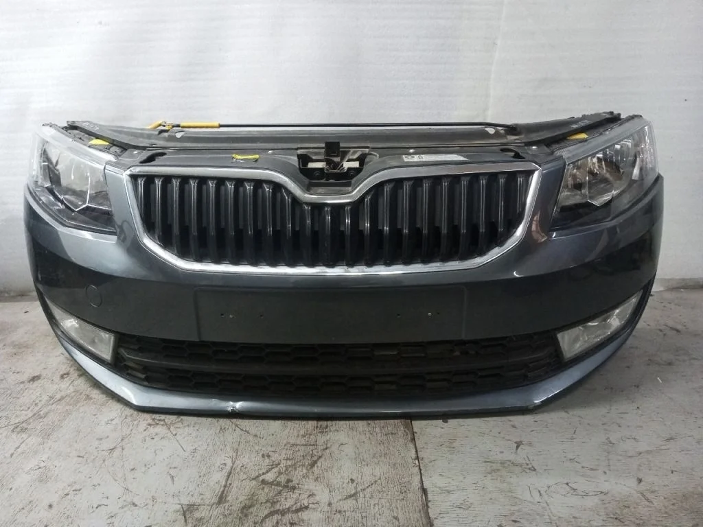 Ноускат 1.4 CHPA В состав входят: 5E0807217 / 5E0805588 / 5E0807109 / 5E2941017 / 5E2941018 / 5Q0121251GD / 5Q0121251GB / 5Q0816411AH / 5Q0121203AA и прочие комплектующие. (8. Кузов)