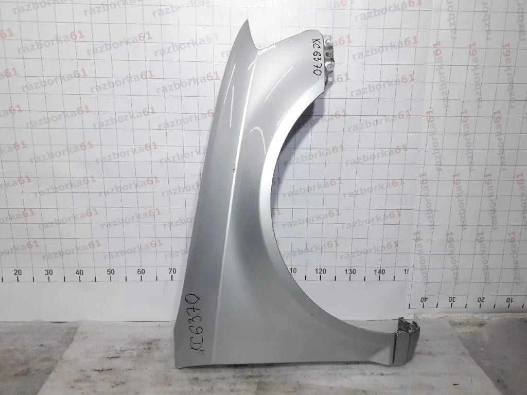 Крыло Переднее правое С 2009 года. Вторичный окрас. Код краски X7W (8. Кузов)