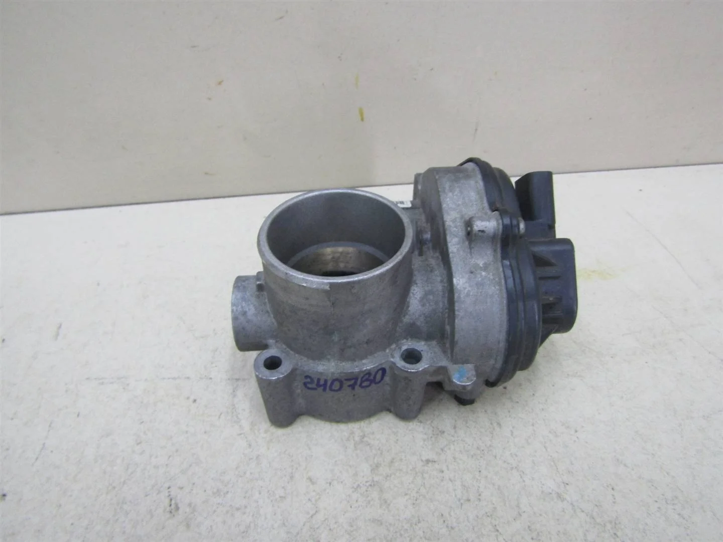 Заслонка дроссельная Ford Focus II 2005-2008  [1505642]  1.4 1.6  в Вологде