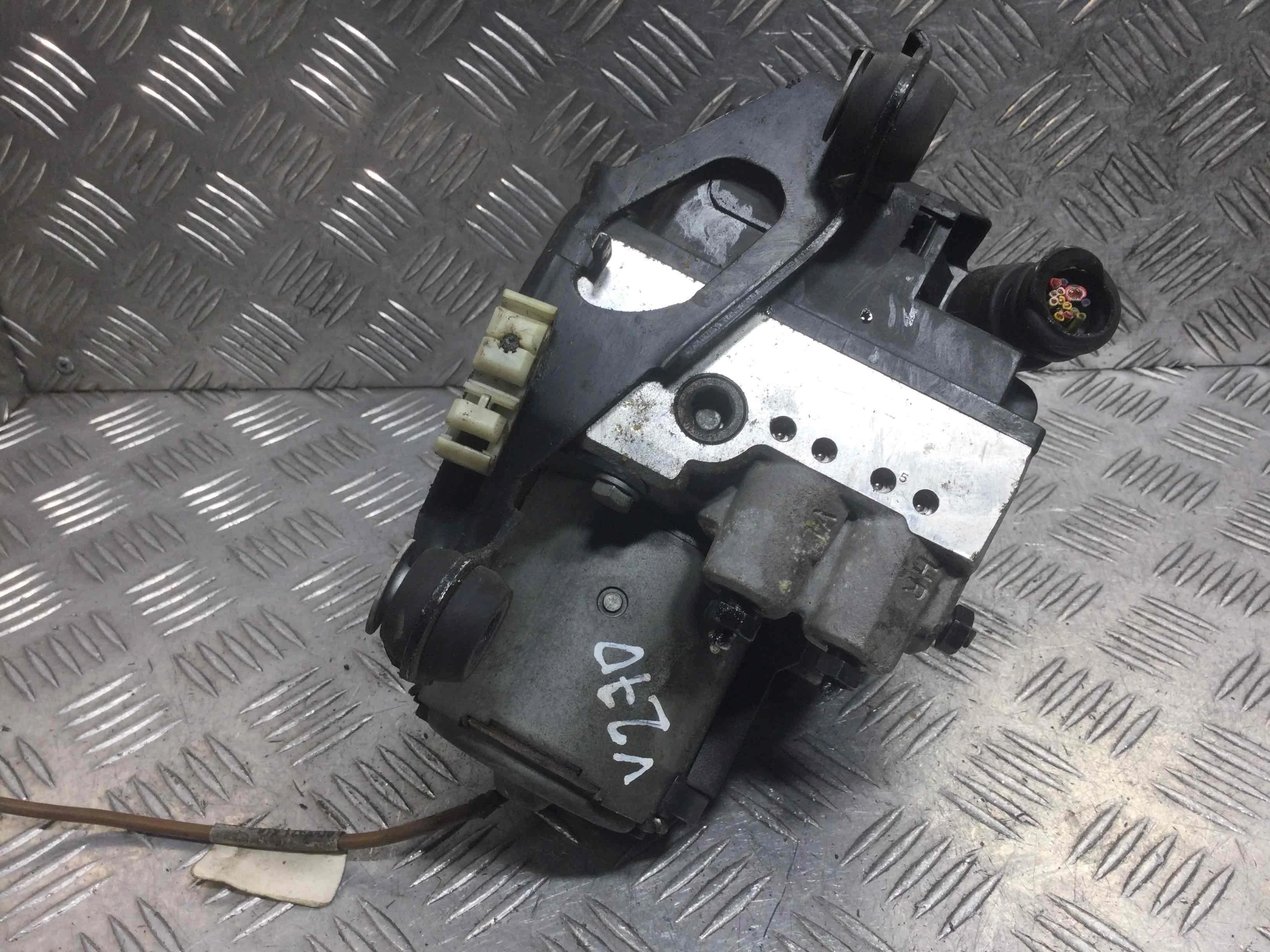 Блок ABS Audi A4 B5 (1994-1999) бензин 1.8 i Механика Седан