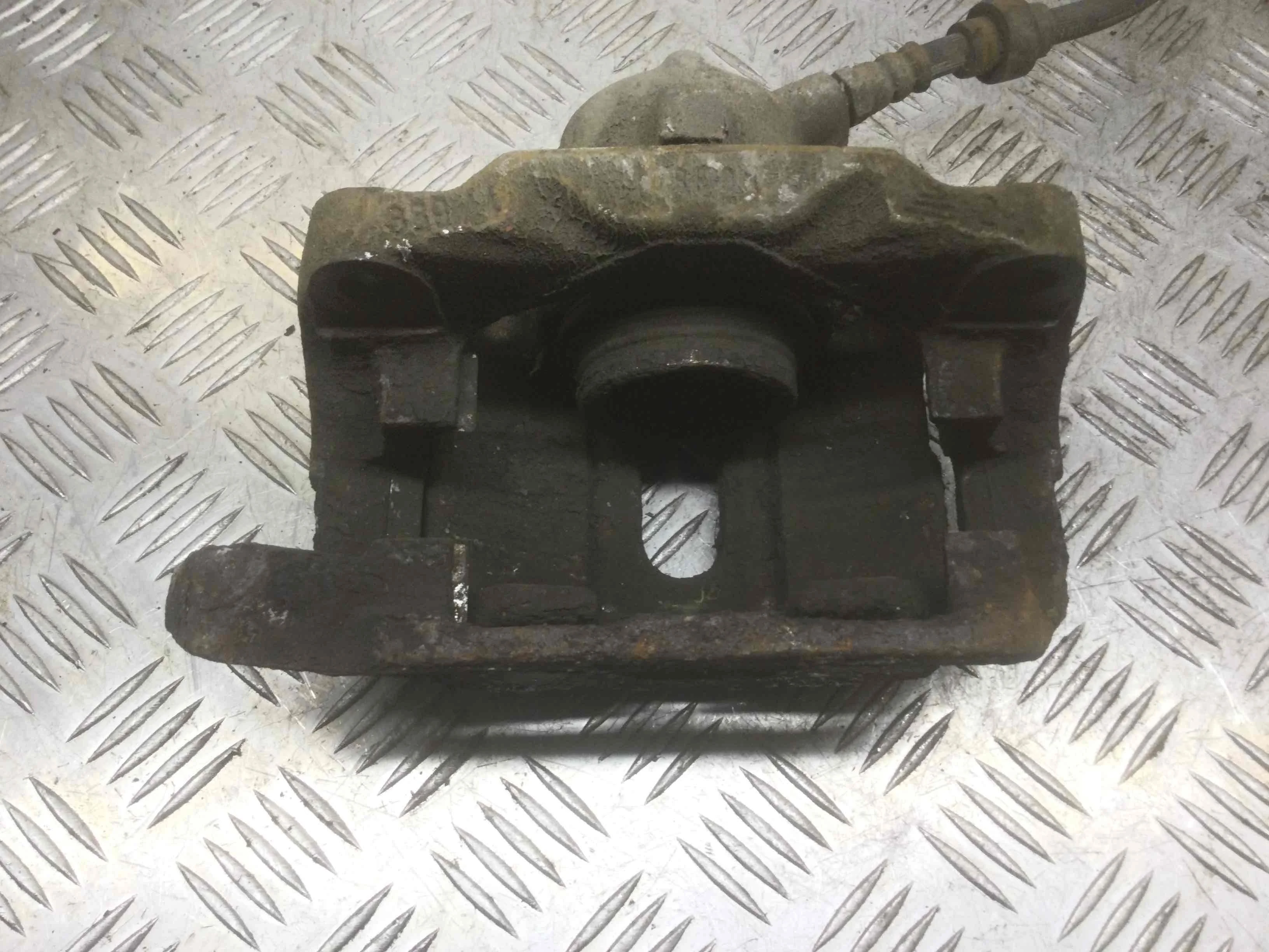 Суппорт передний правый Renault Scenic RX4 1 поколение (1999-2003) бензин 2.0 i Механика Минивэн