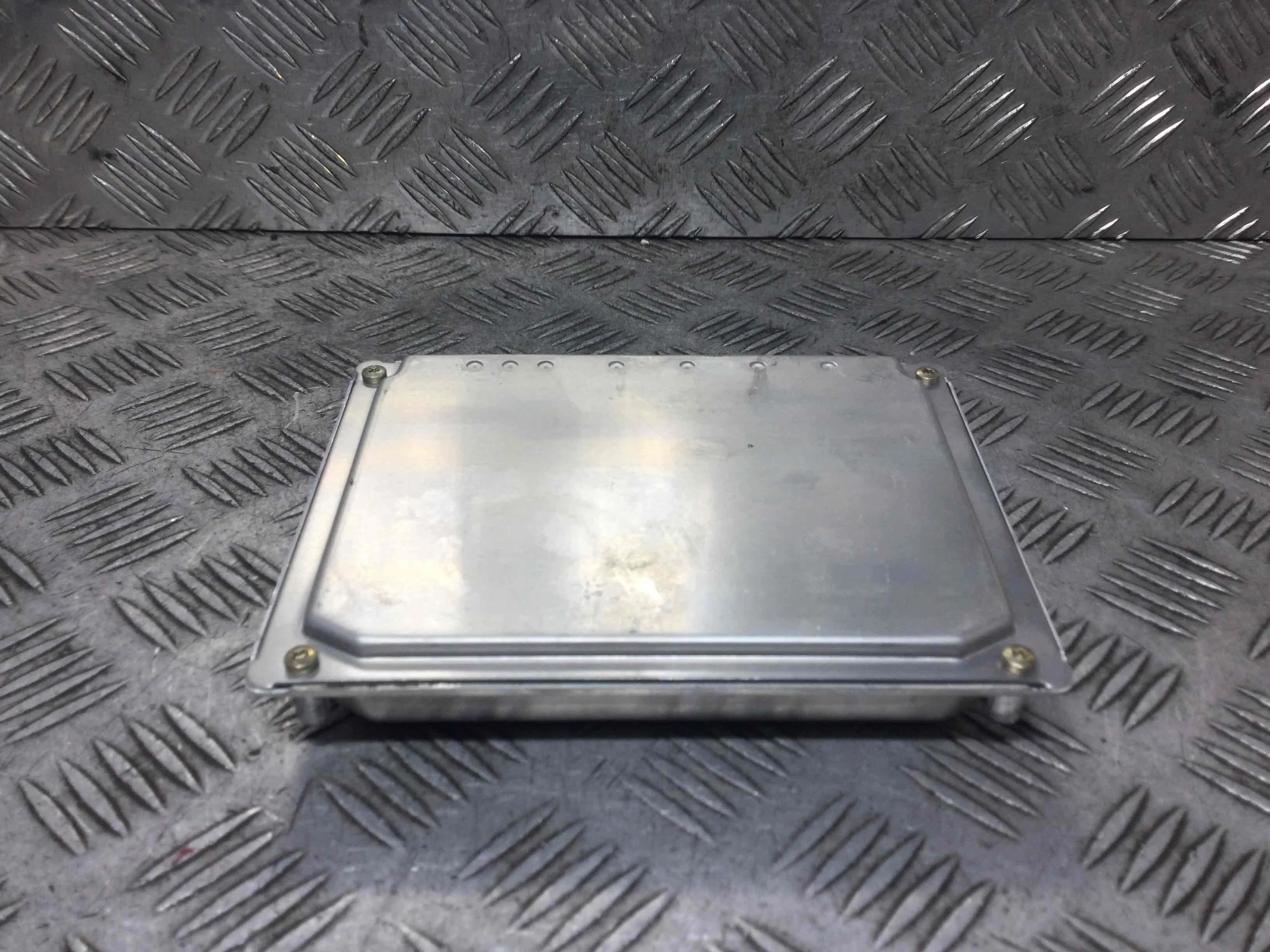 Блок управления двигателем Volkswagen Passat B5 (1996-2000) бензин 1.8 i Механика Седан