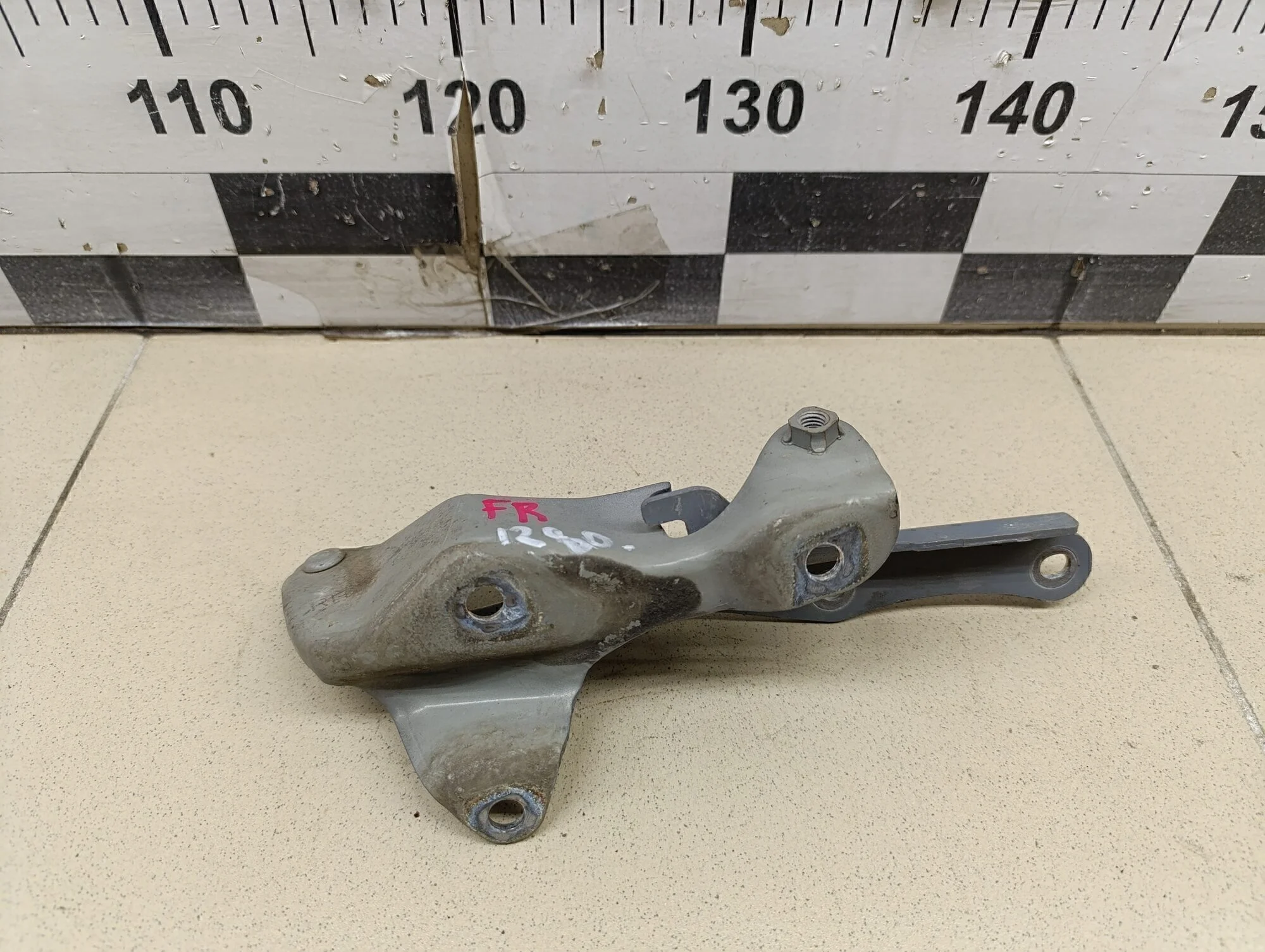 Петля капота правая Forester (S12) 2008-2012