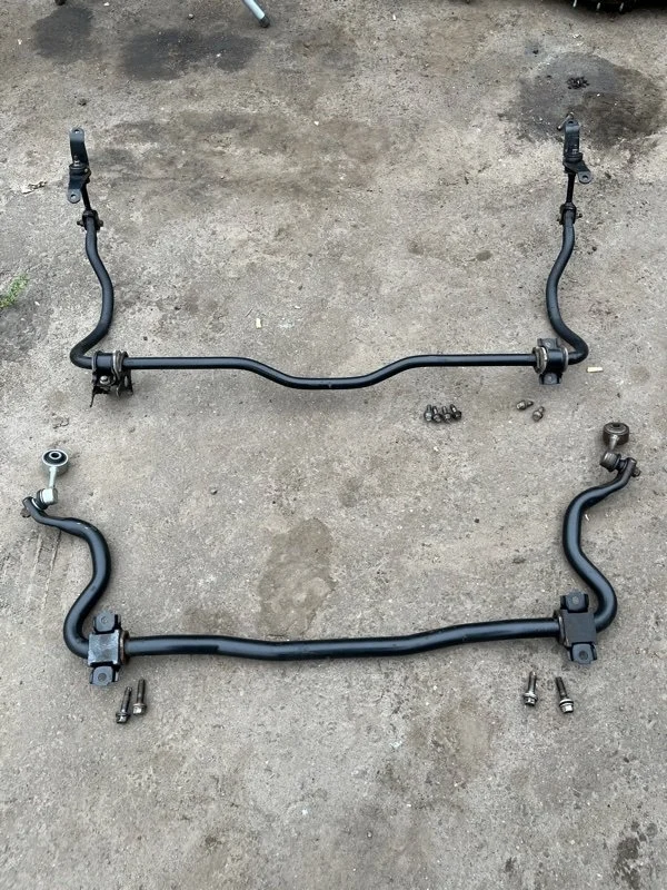 Комплект стабилизаторов Toyota Land Cruiser 2017 4881160280 URJ202 1VD-FTV 4.5